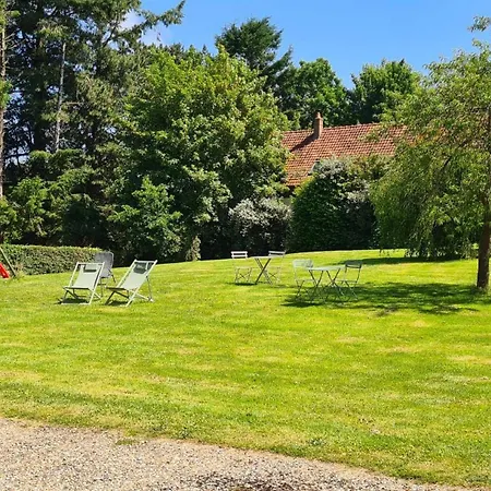 Semesterbostad Les De La Renardiere *